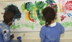 chhildren painting